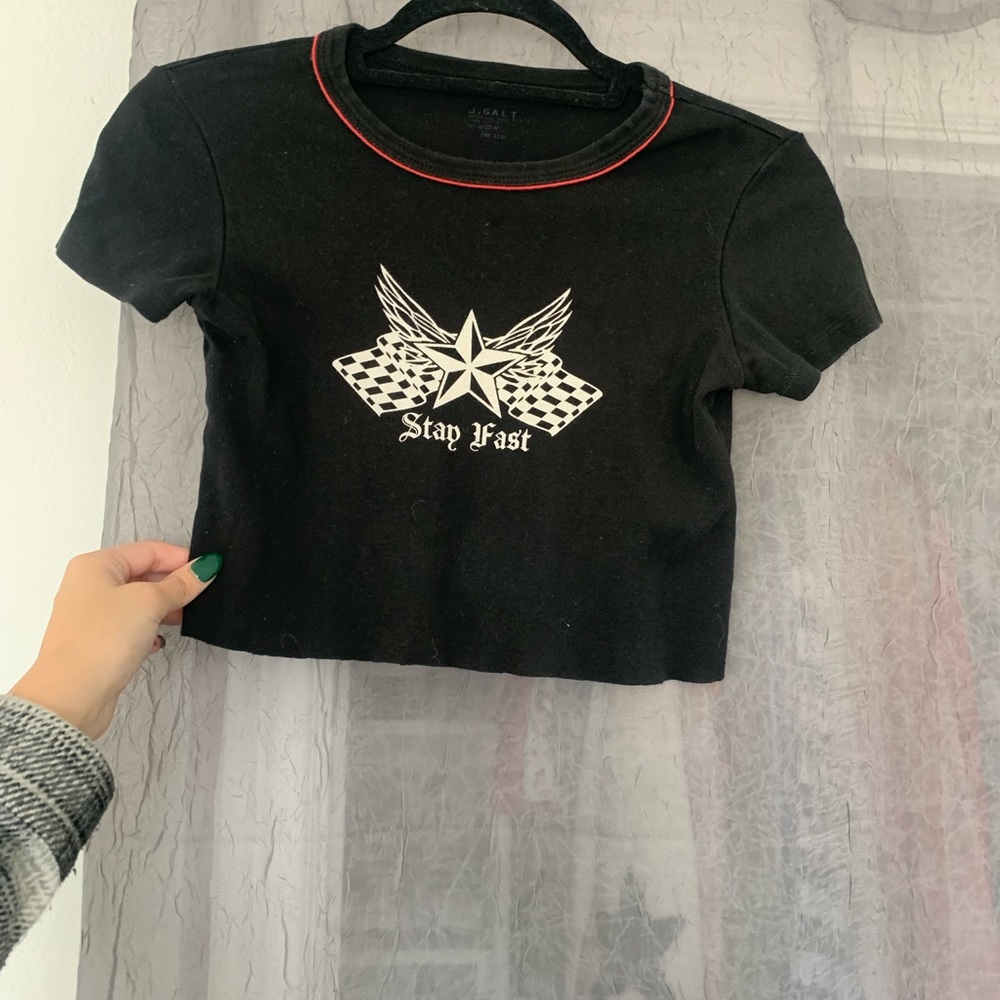 black brandy melville cropped graphic tshirt